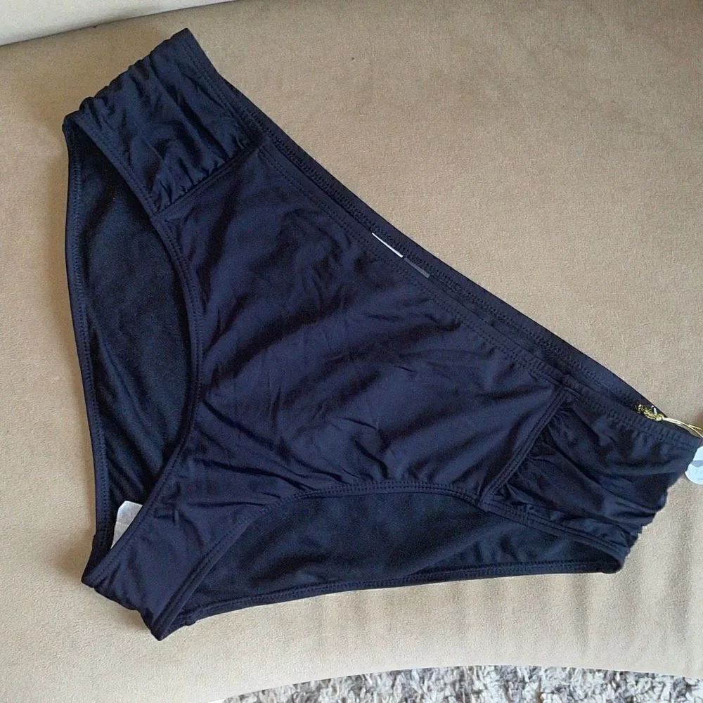 Mynah NEW $34 Mid-Rise Shirred Side Medium Coverage Bikini Bottom XL Black - Picture 2 of 8